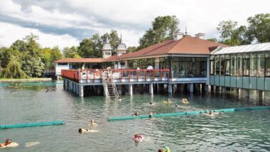 Hevíz Thermal Lake - 03